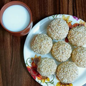 Falahari Shakar Laddu